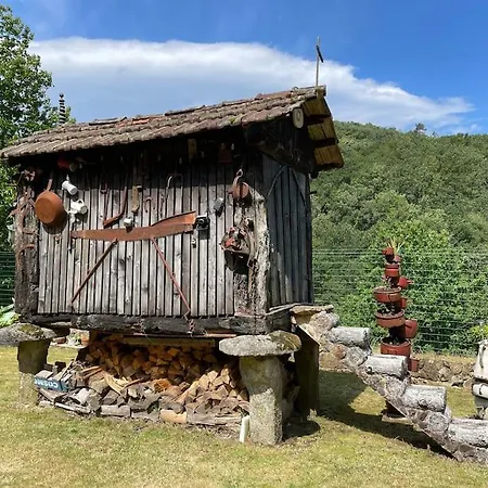 Casa Rural Aradina Otel Covelo (Pontevedra)