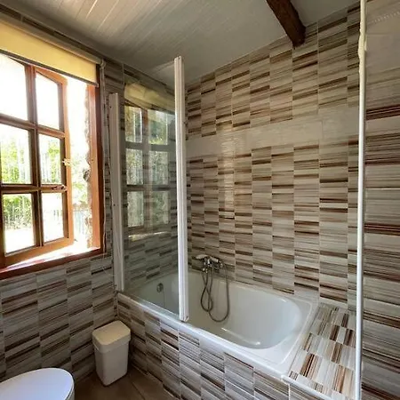 Casa Rural Aradina Otel 4*